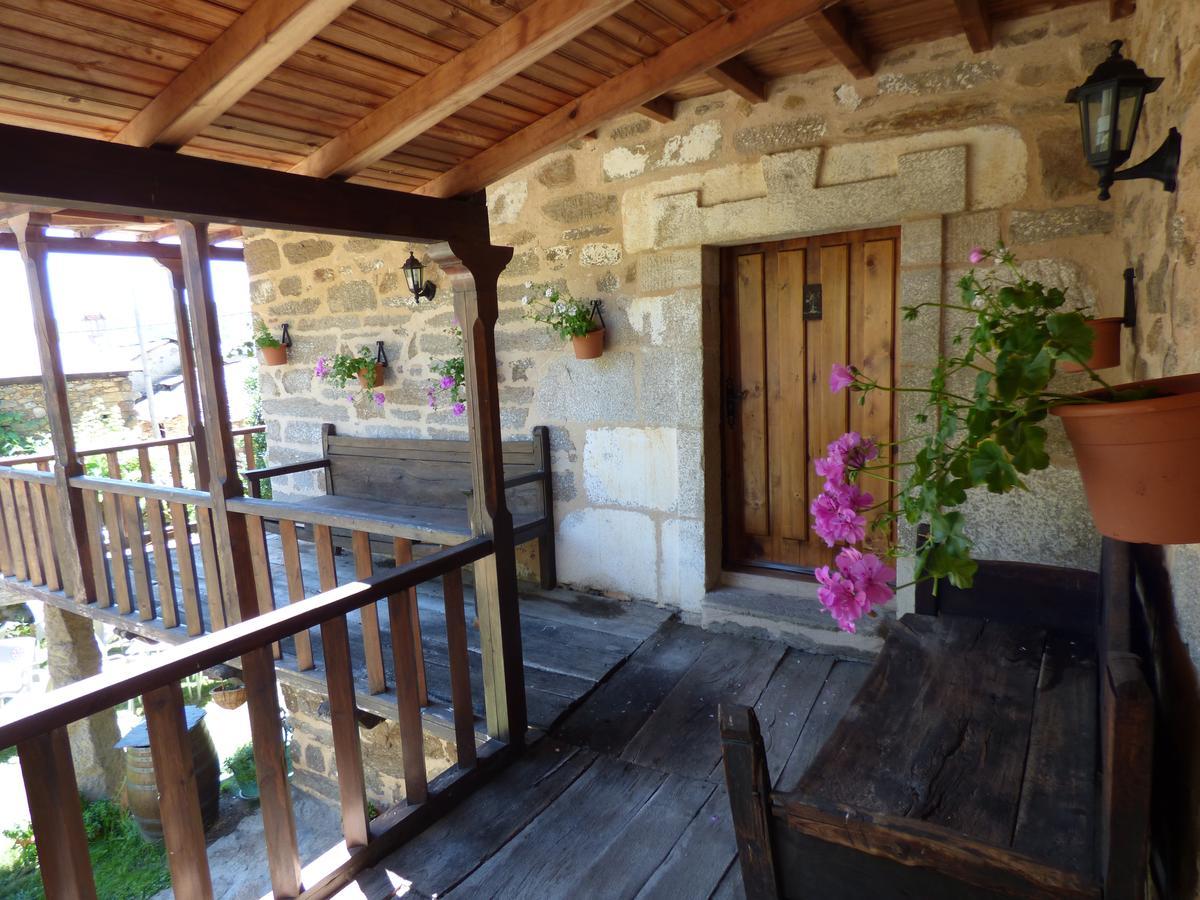 La Posada De Pedrazales Esterno foto
